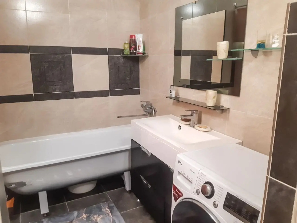 Квартира на улице имени Ивана Морозова 5