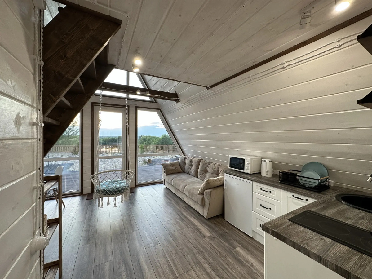 Частный дом Над Рекой с видом на Озеро