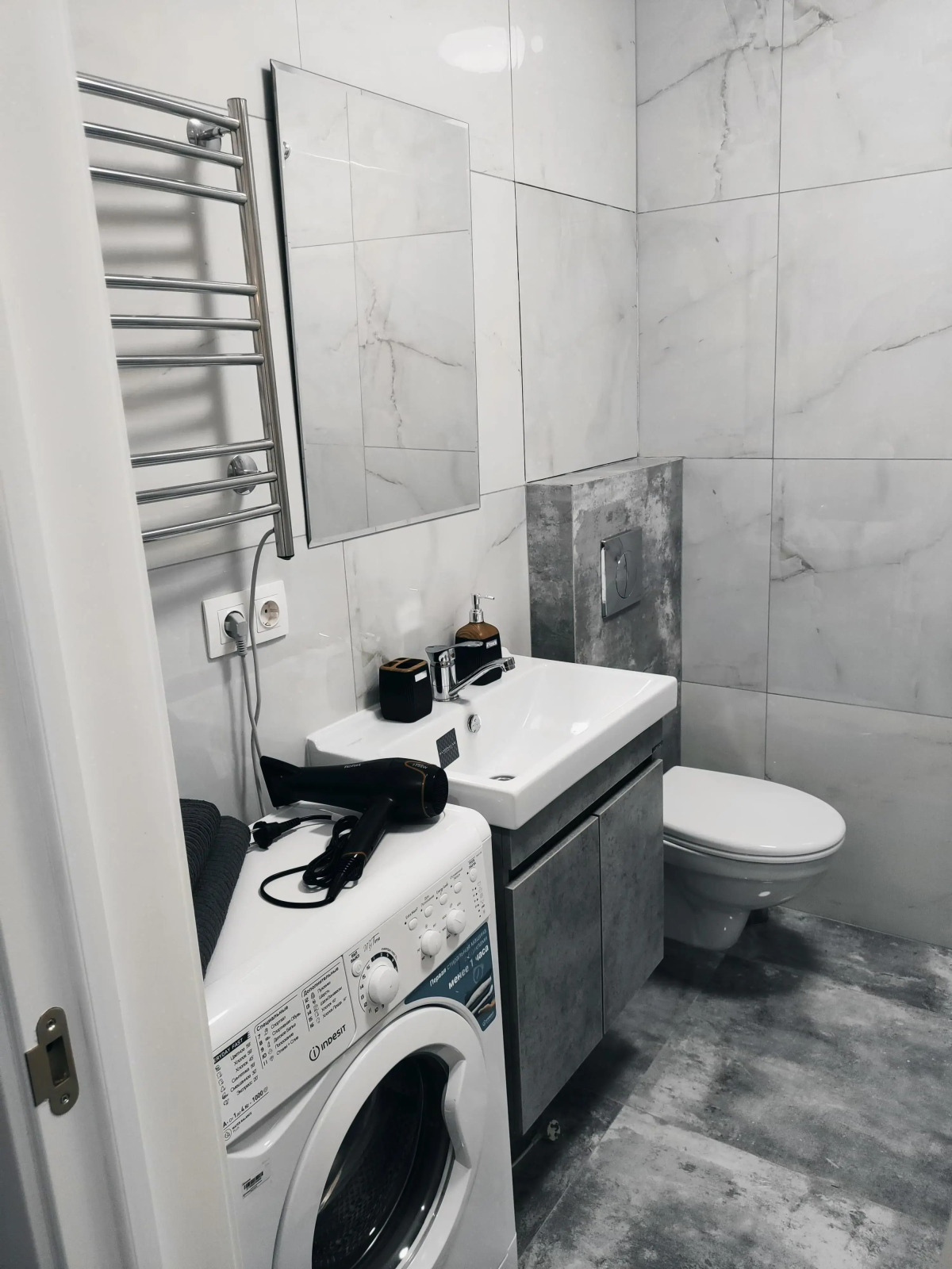 Апартаменты 8 марта 48/1