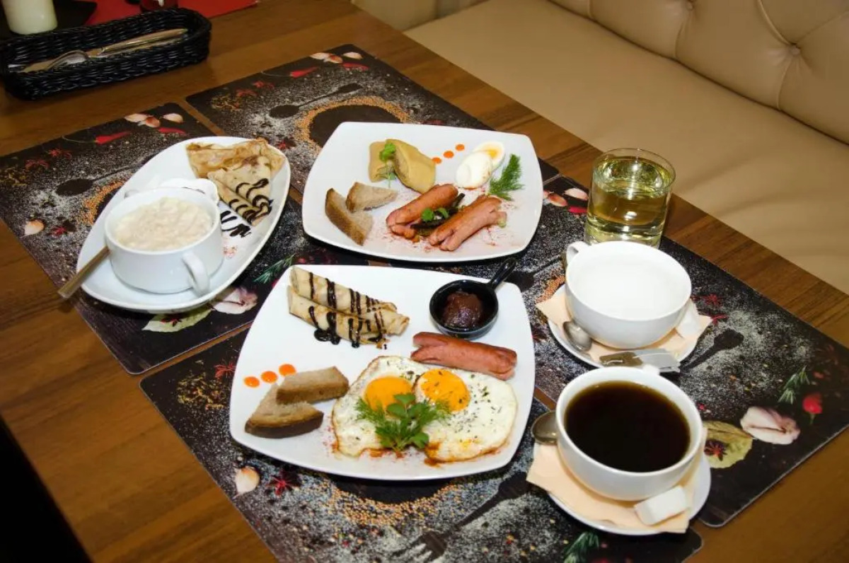 Отель Бригантина