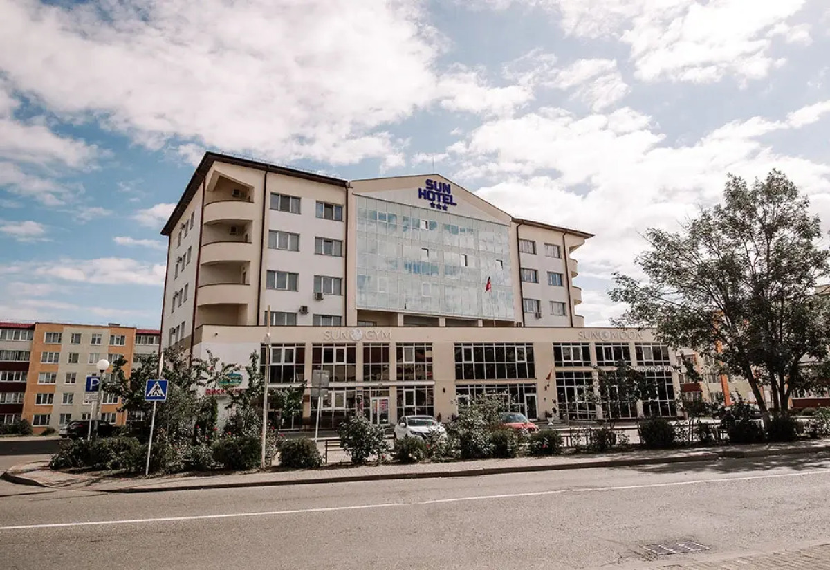 Sun Hotel