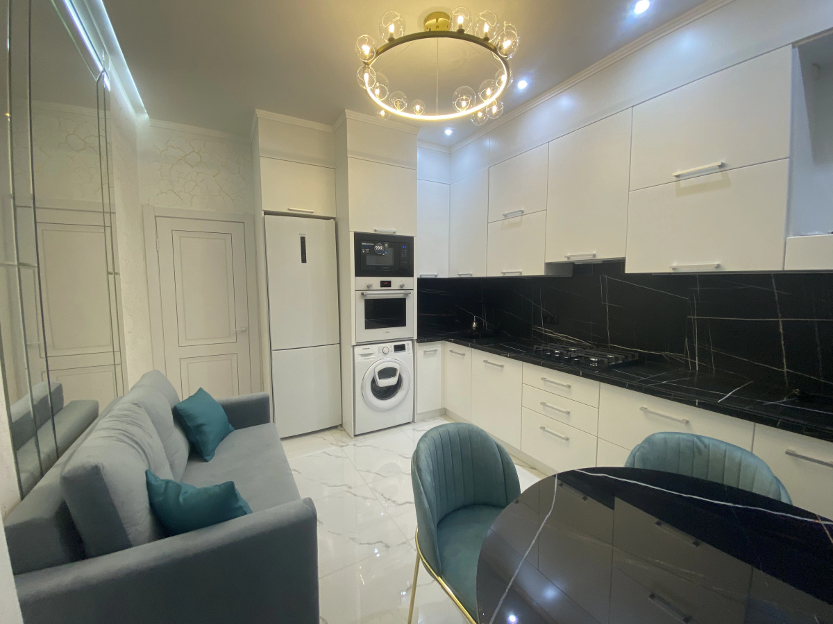 Апартаменты Чкалова 37 бизнес-класса с видом на горы