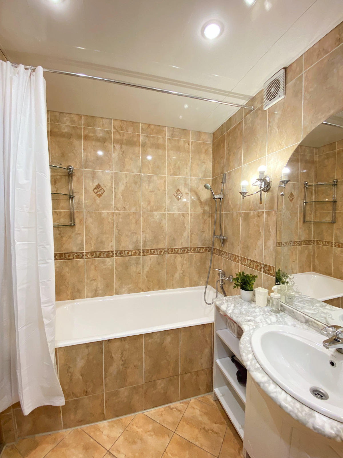 Уютная 3х к. Квартира в Центре Города