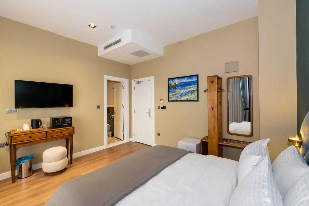 Nenessa Airport Hotel