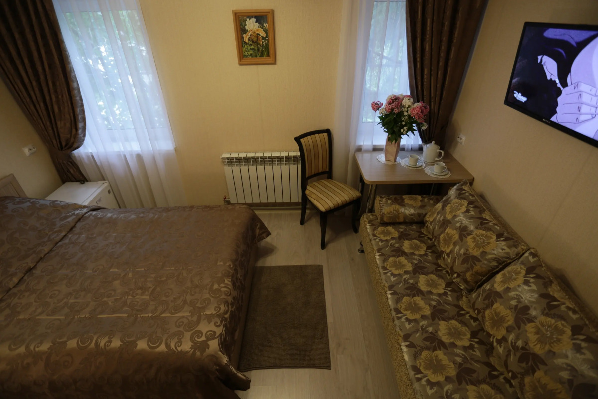 Отель Астра