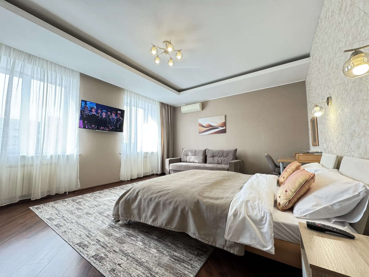 Апартаменты ВыДома в шаге от набережной с видом на Бульвар Дзержинско