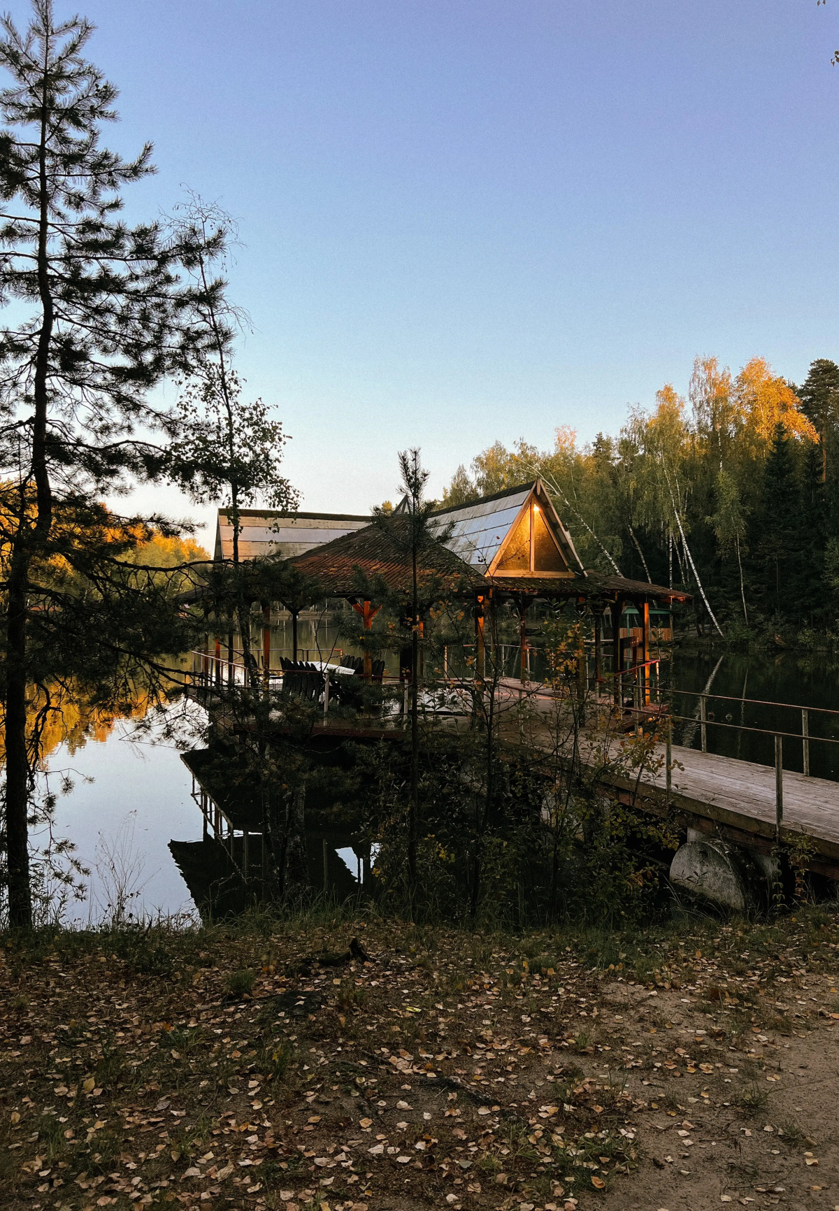 Бисерово Клуб