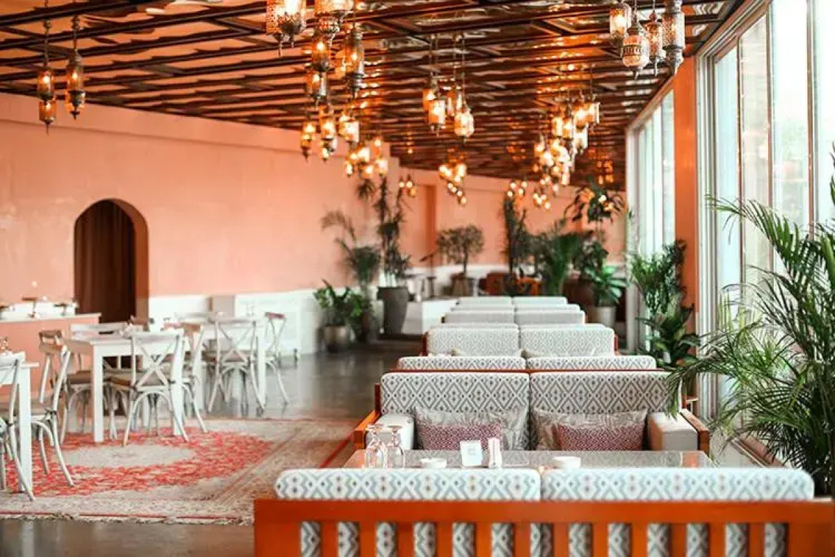 Отель Dubai Marine Beach Resort & Spa