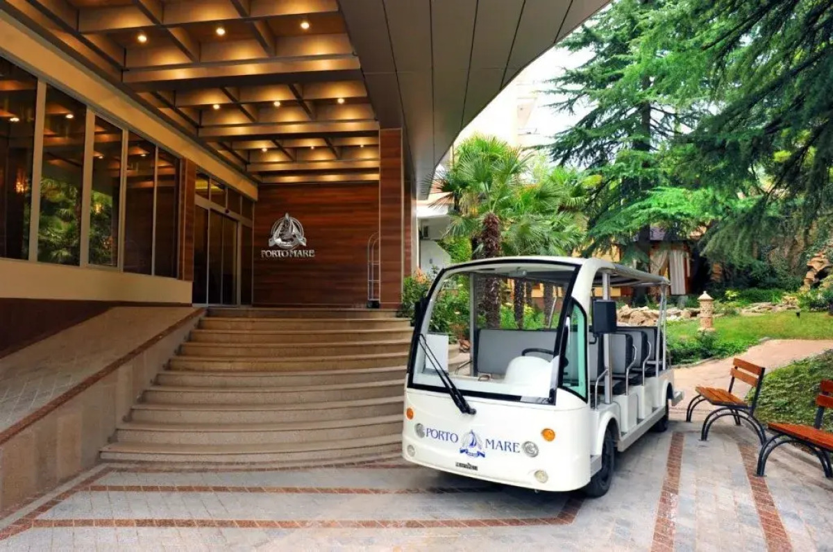 Апартаменты в парк-отеле Порто Маре