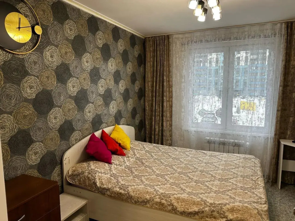 Квартира Уютная двухкомнатная 20 минут до центра