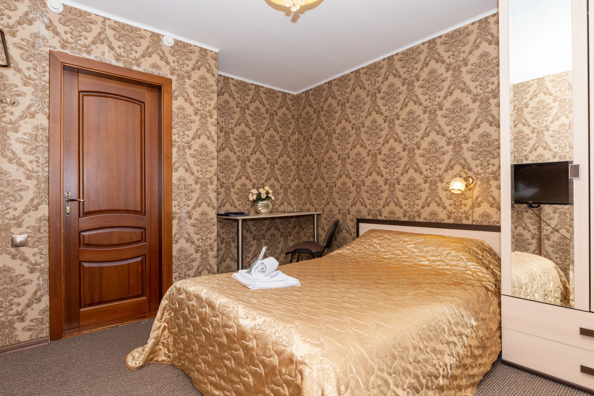 Отель Уралочка