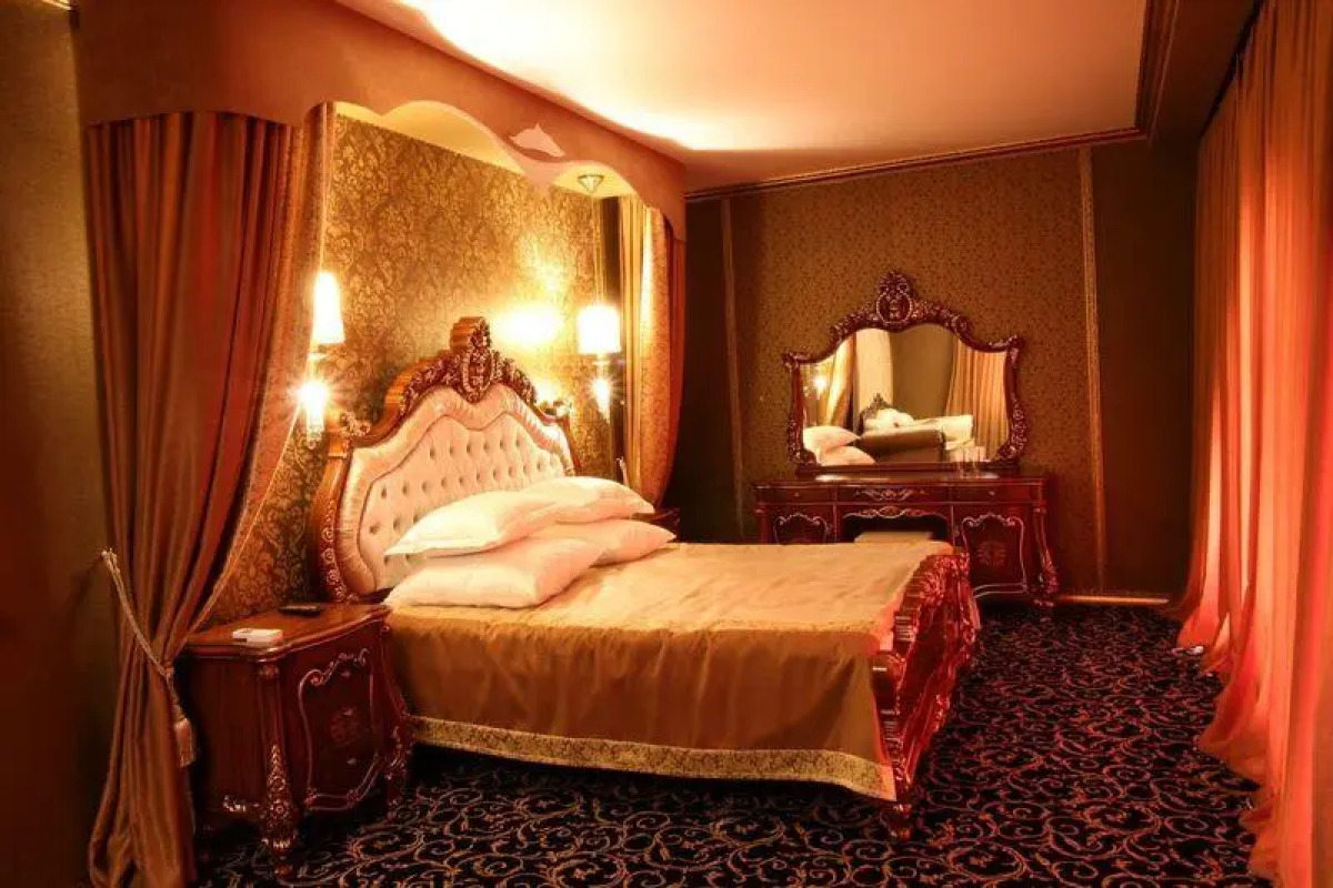 Отель Империал