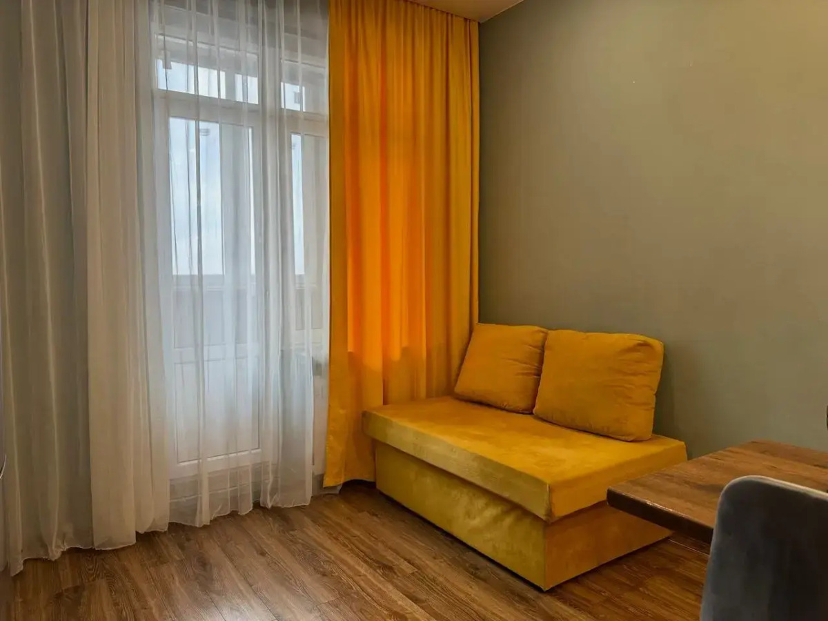 Апартаменты Аврора на Михалицына 1, 10 этаж