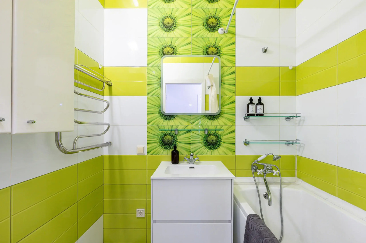 Апартаменты на Моисеенко 4