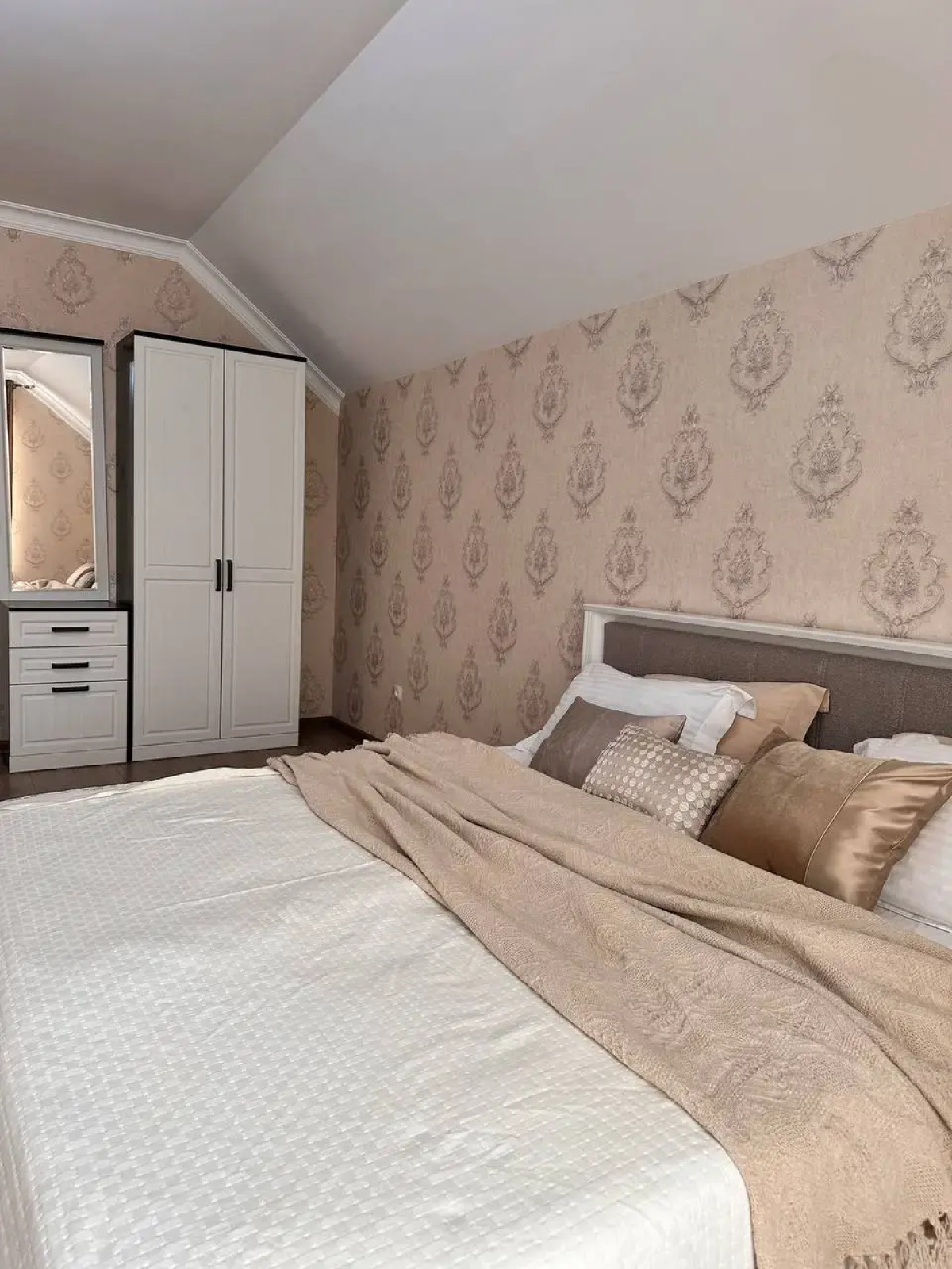 Апартаменты Пентхаус на Батырая