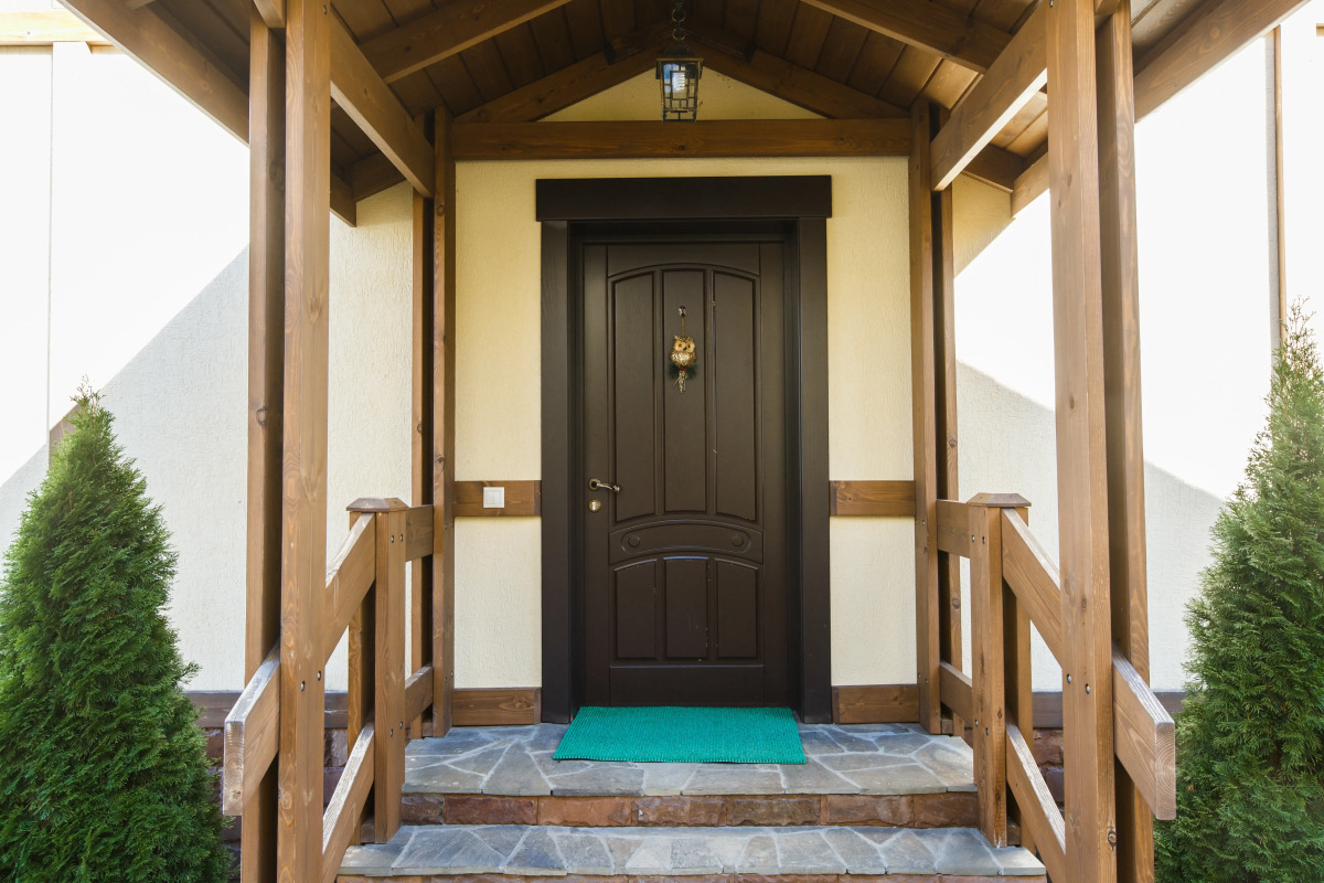 Частный Дом напротив казино с личной парковкой