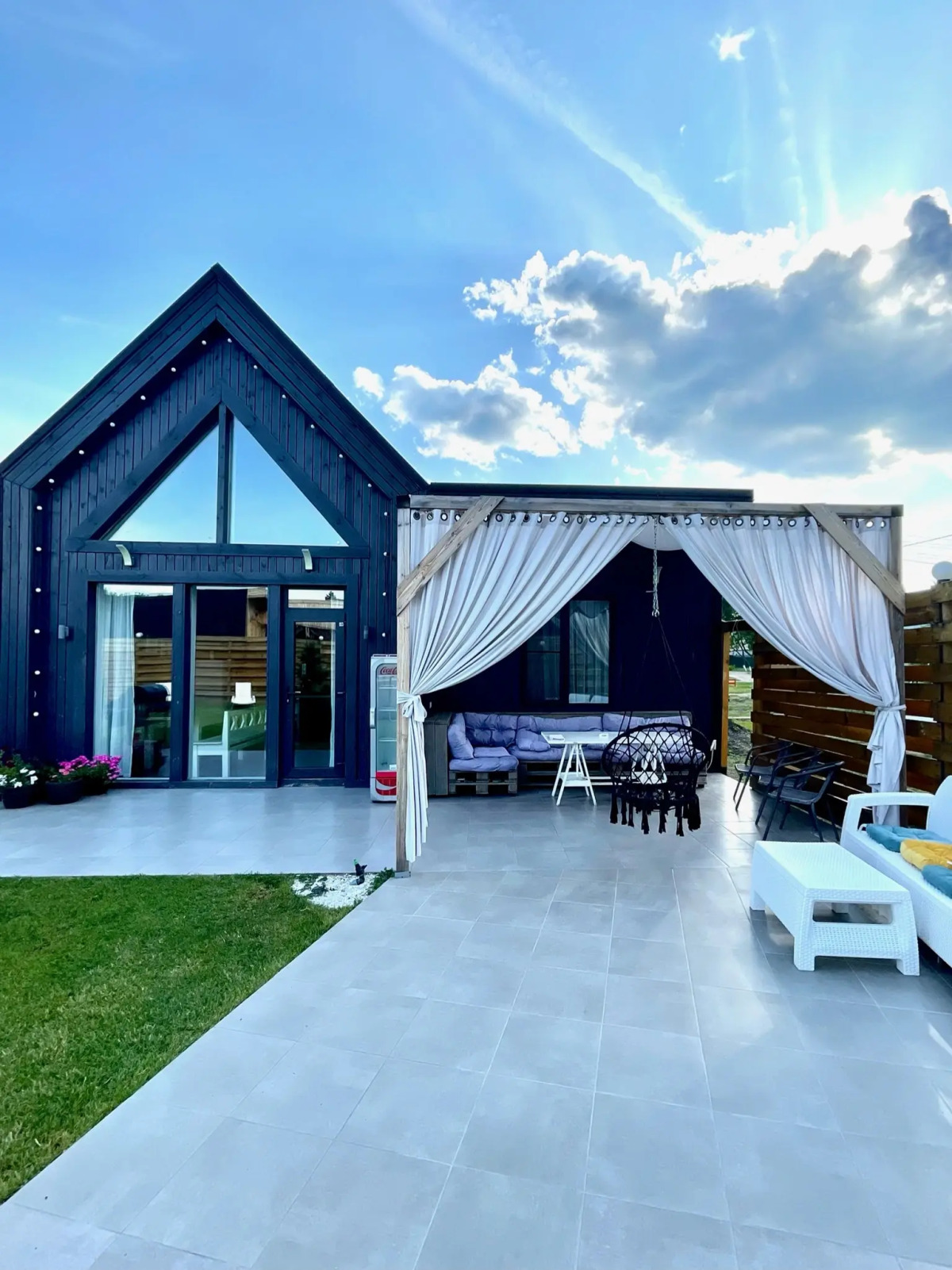 Вилла Черный дом