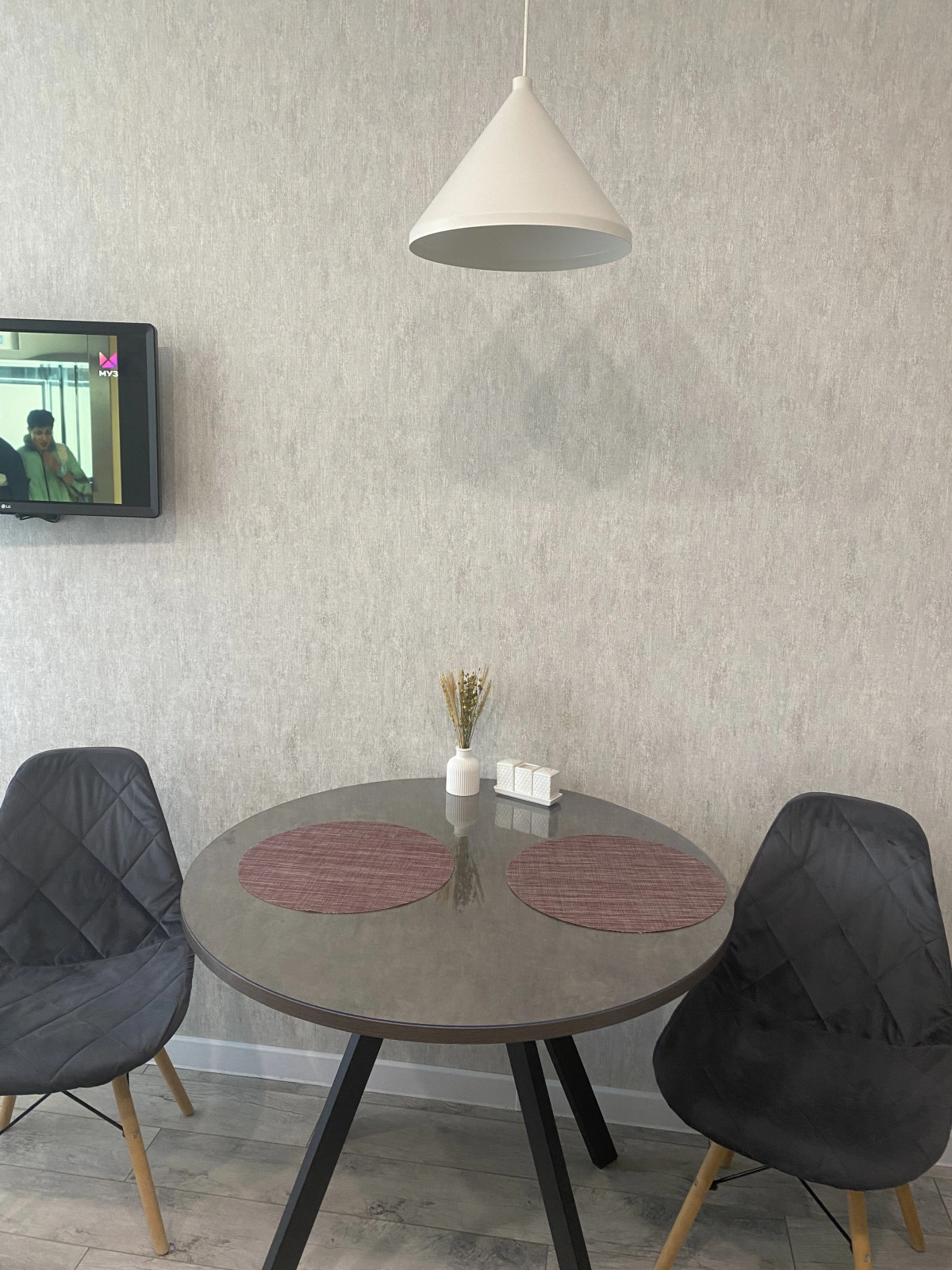 Апартаменты Квартира в центре города Пархоменко 8 а