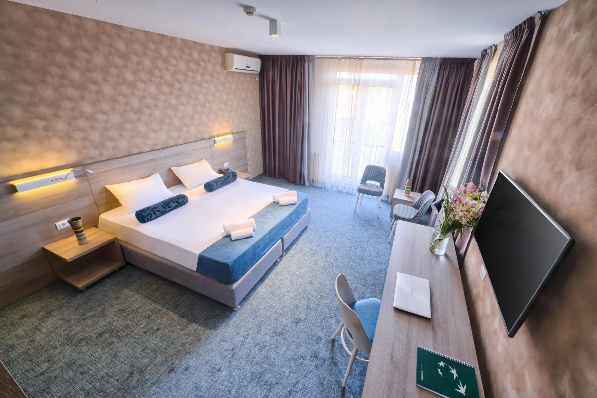 Отель Mint Garni