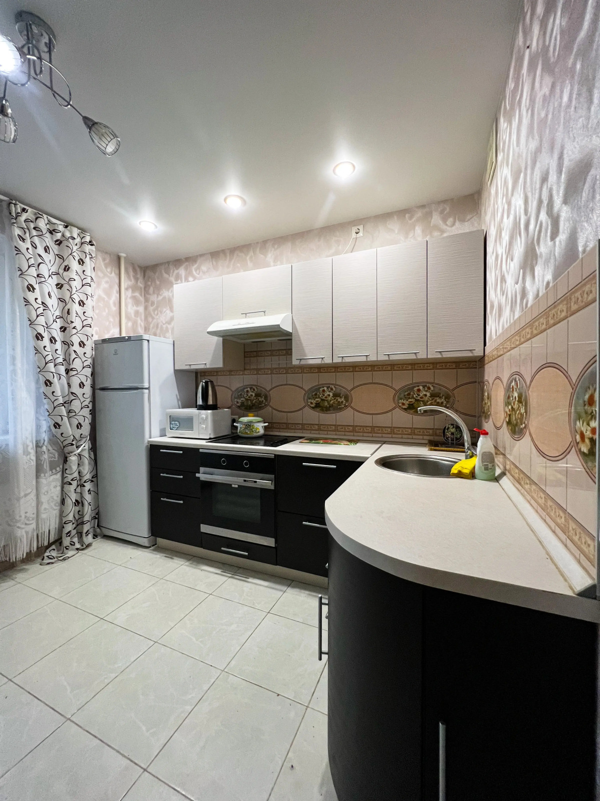 Апартаменты Горького 3