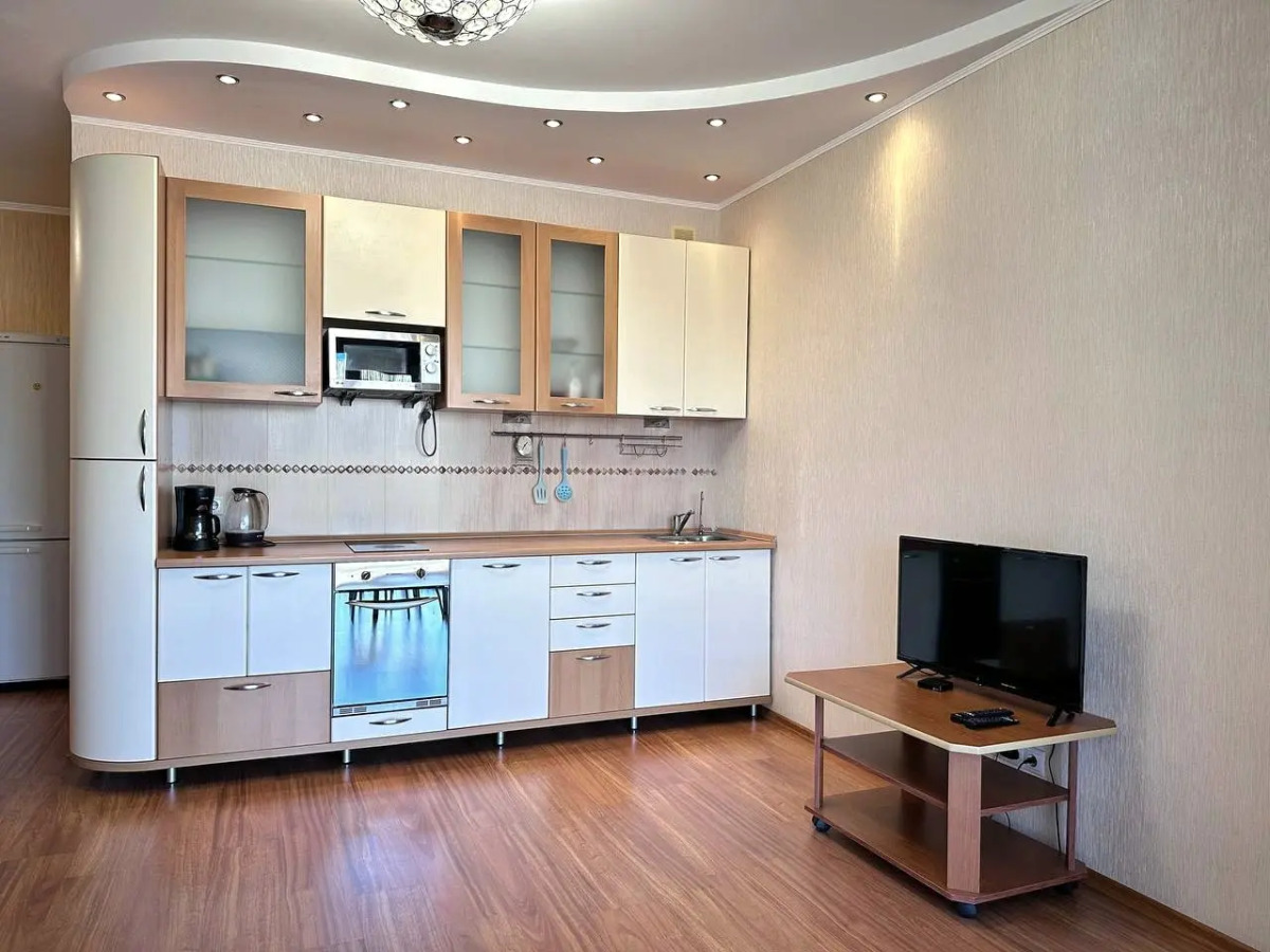 Квартира двухкомнатная на Молодежном рядом с Ледовой Ареной