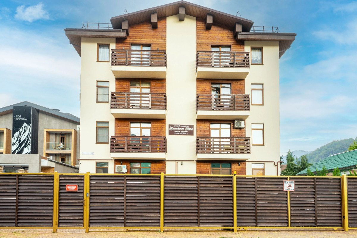 Апартаменты Дизайнерская студия около подъемника