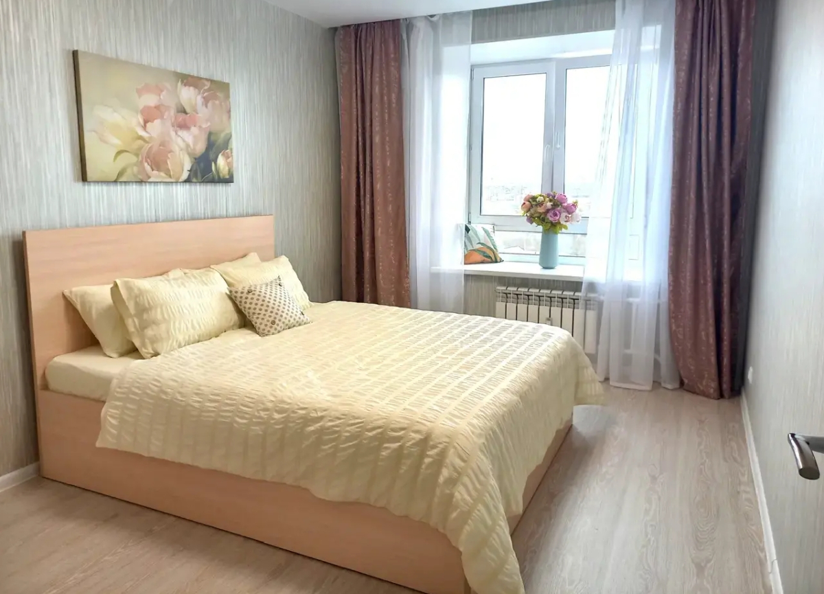 Апартаменты Монтана до 4 Чел на Возрождения 51 Пятница Сеть Посуточных Квартир