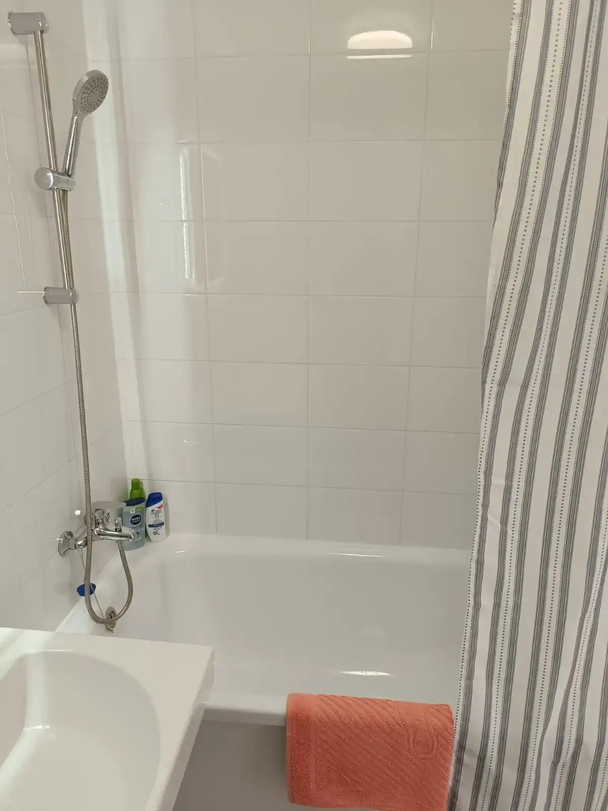 Апартаменты  Евродвушка возле метро Котельники