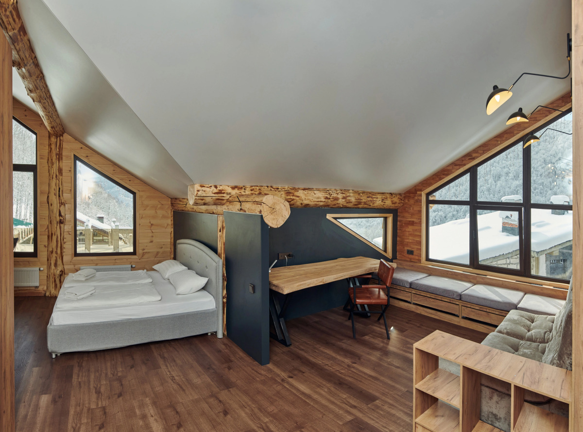 Шале Кедр 760, 5 спален, 12 гостей с бассейном и баней