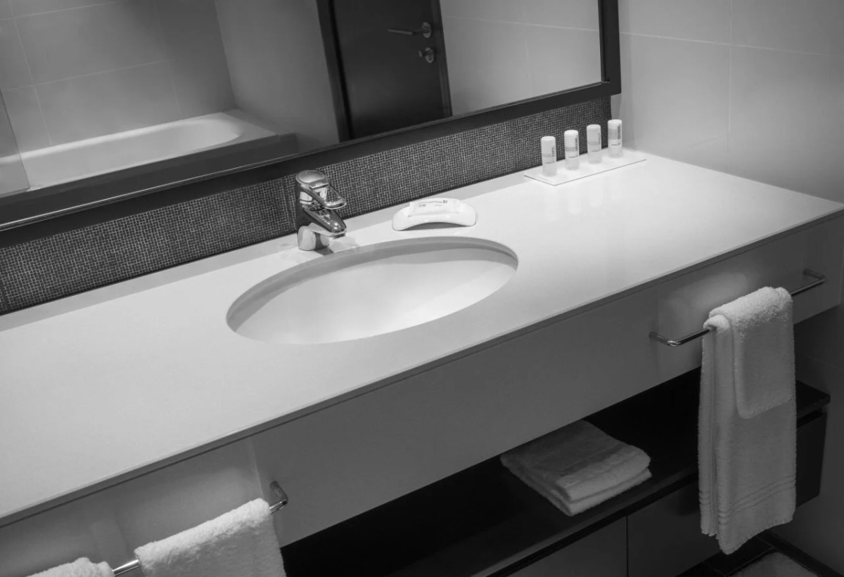 Отель Le Méridien Mina Seyahi Beach Resort & Waterpark