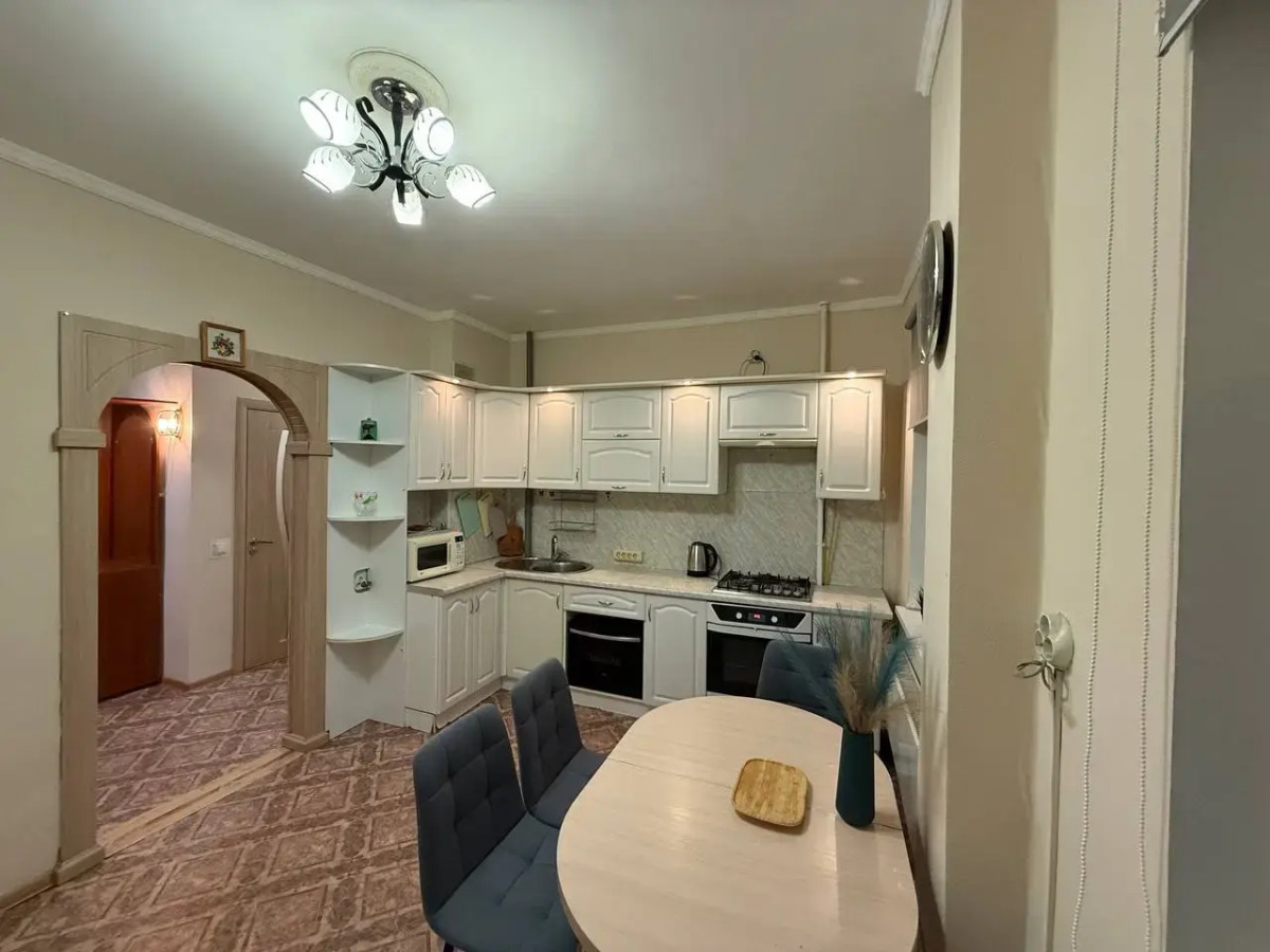 Квартира 2-ух комнатная квартира у Областной больницы