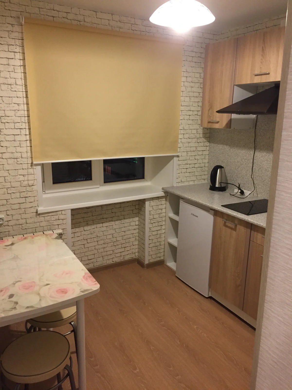 Апартаменты 1-комнатная квартира (недалеко от жд вокзала)