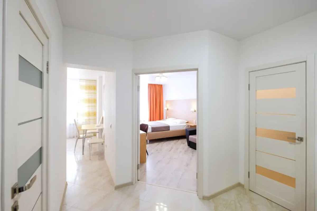 Апартаменты Петровские на Советской 108 (1)