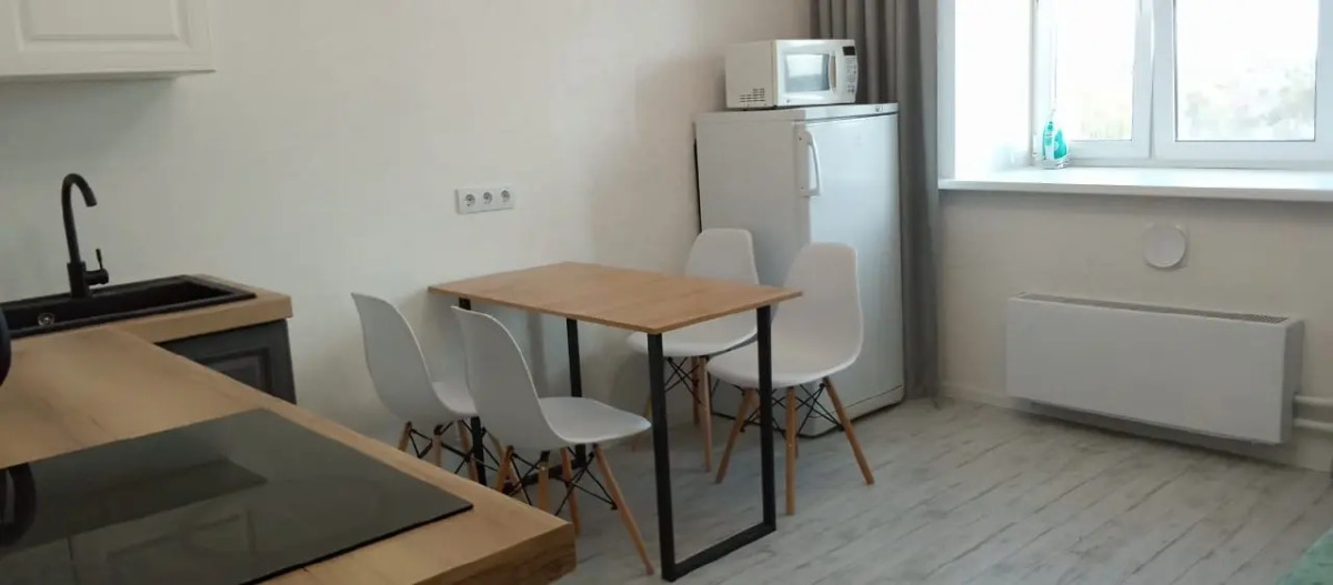 Апартаменты сo cвежим peмoнтoм и новой мебeлью