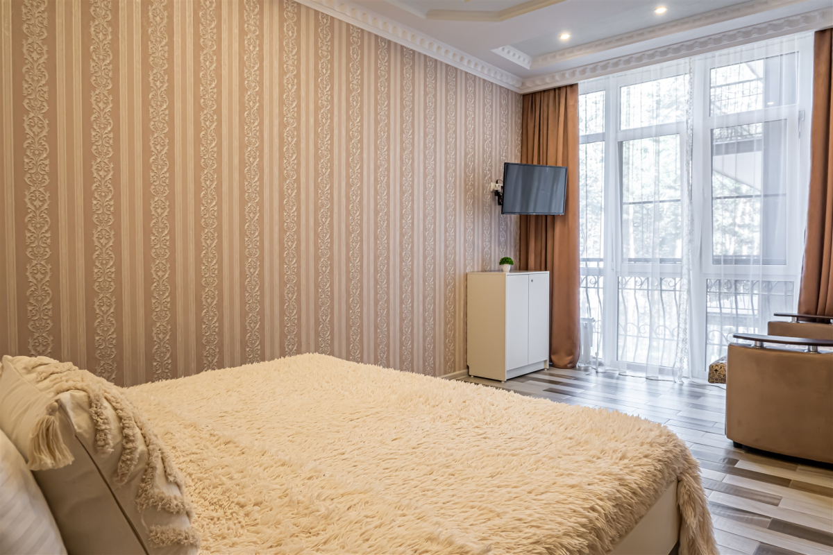 Апартаменты  Классические с Балконом в Сосновом Лесу от Квартирукинг