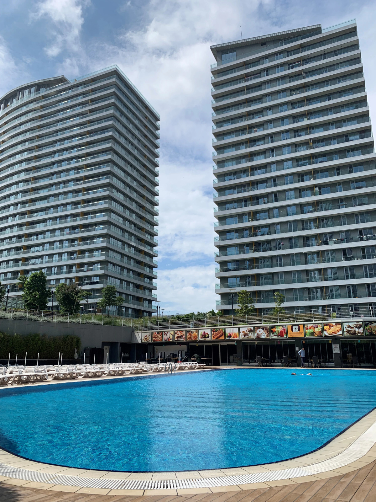 The Superior Living Batisehir