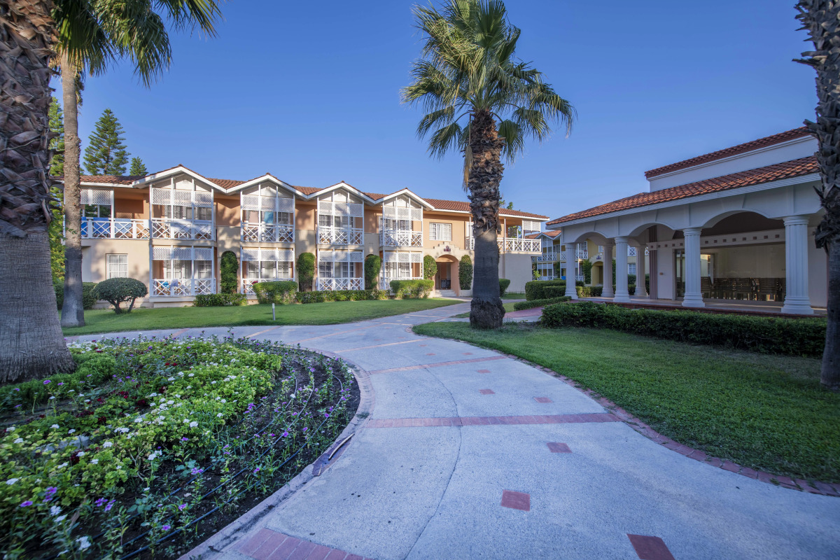 Отель Asteria Family Resort Side