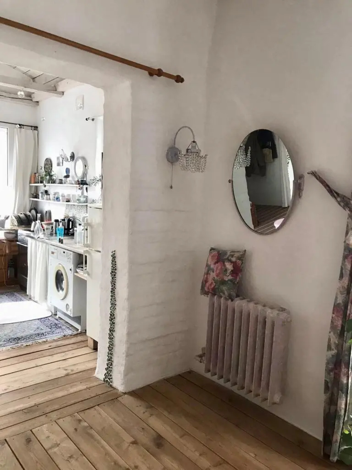 Апартаменты возле пляжа с красивым садом