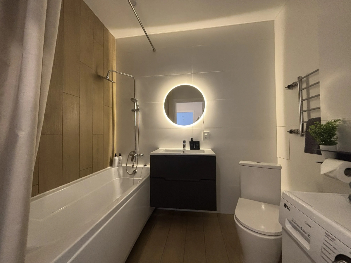 Квартира BestHome Евродвушка стильная светлая в центре города