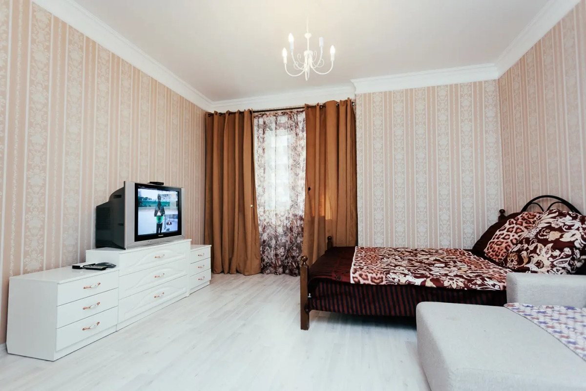 Апартаменты Российская 267