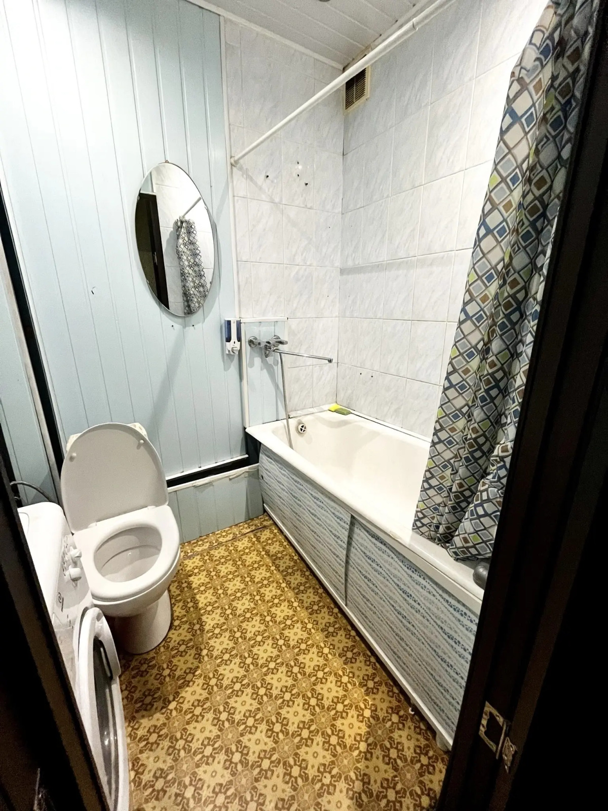 Квартира на проспекте Менделеева 12