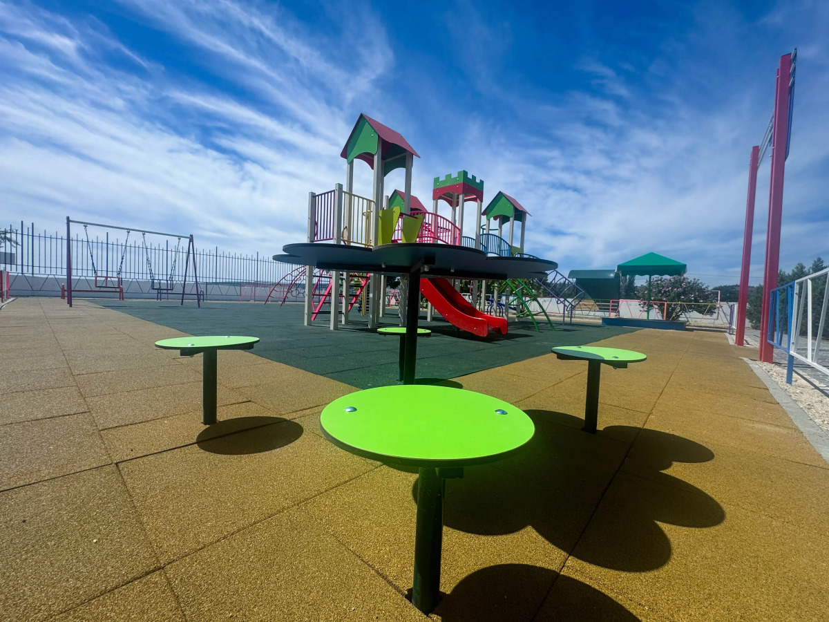 Просторные двухкомнатные апартаменты Loft-Apart