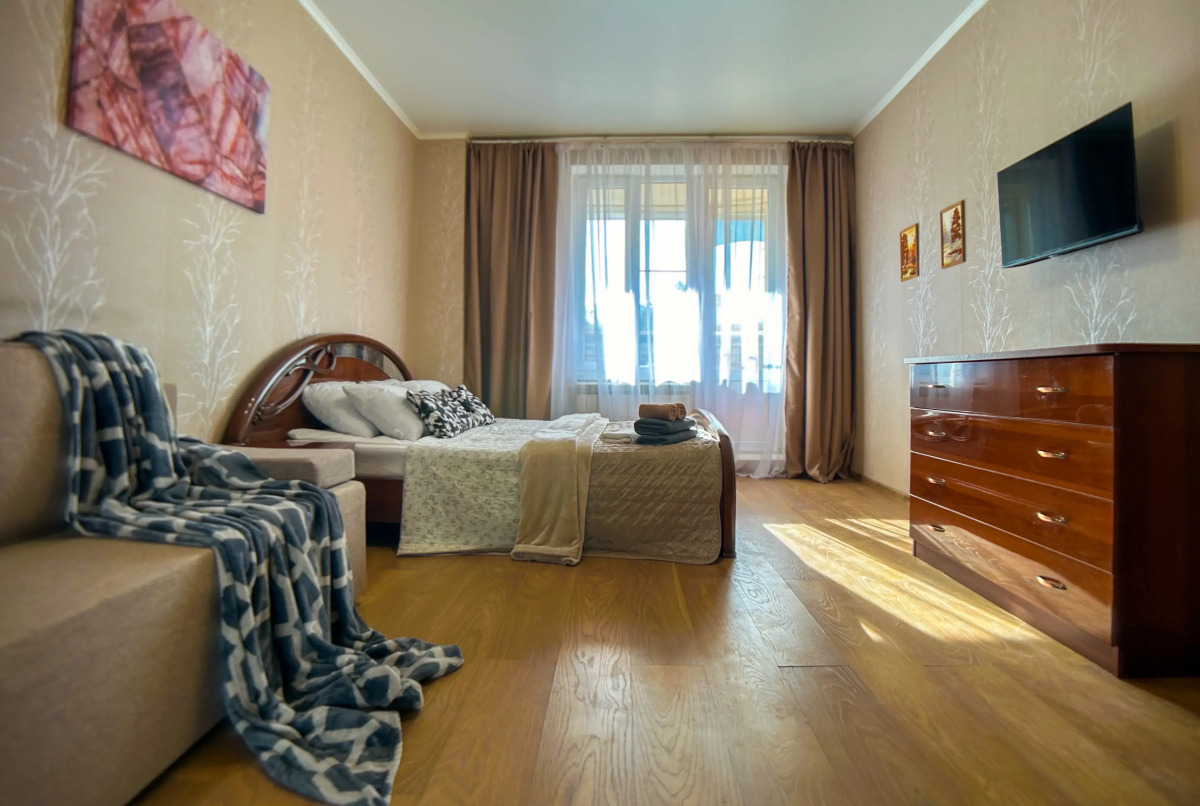 Апартаменты Хорошая квартира в пешей доступности с больницей Электроника