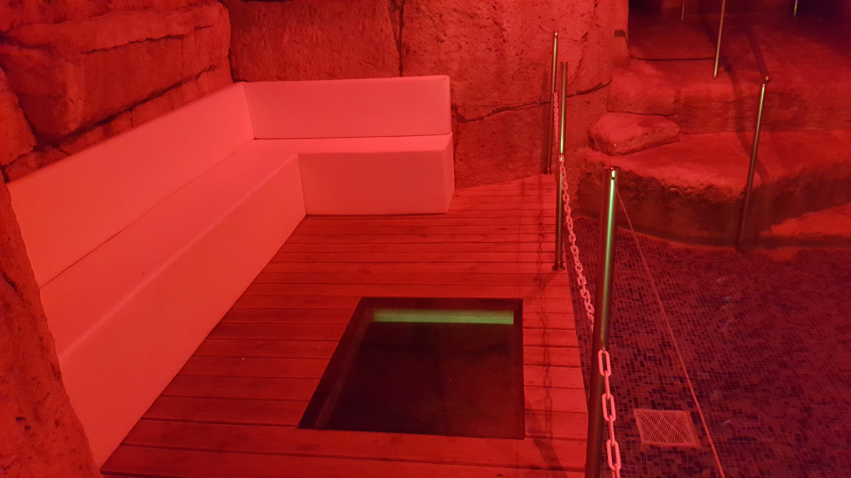 Отель Pambos napa rocks