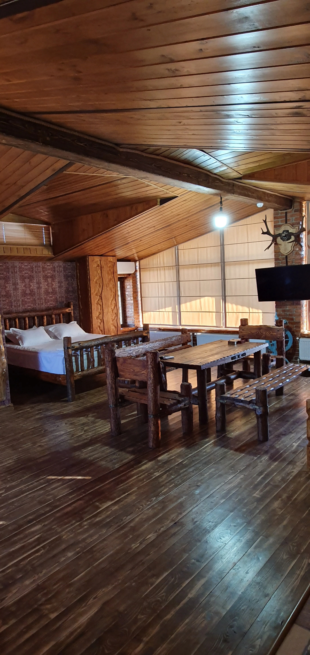 Отель Riverside Inn