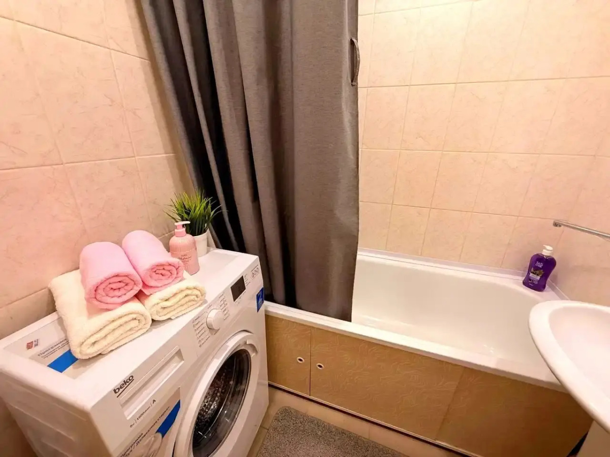 Квартира GoldApart на проспекте Победы 342а