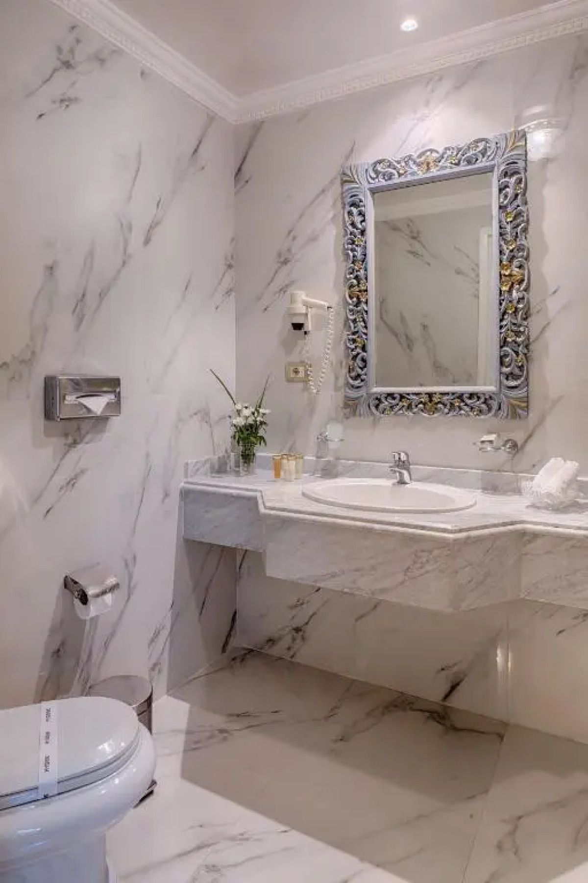 Отель Le Metropole Luxury Heritage Hotel Since 1902