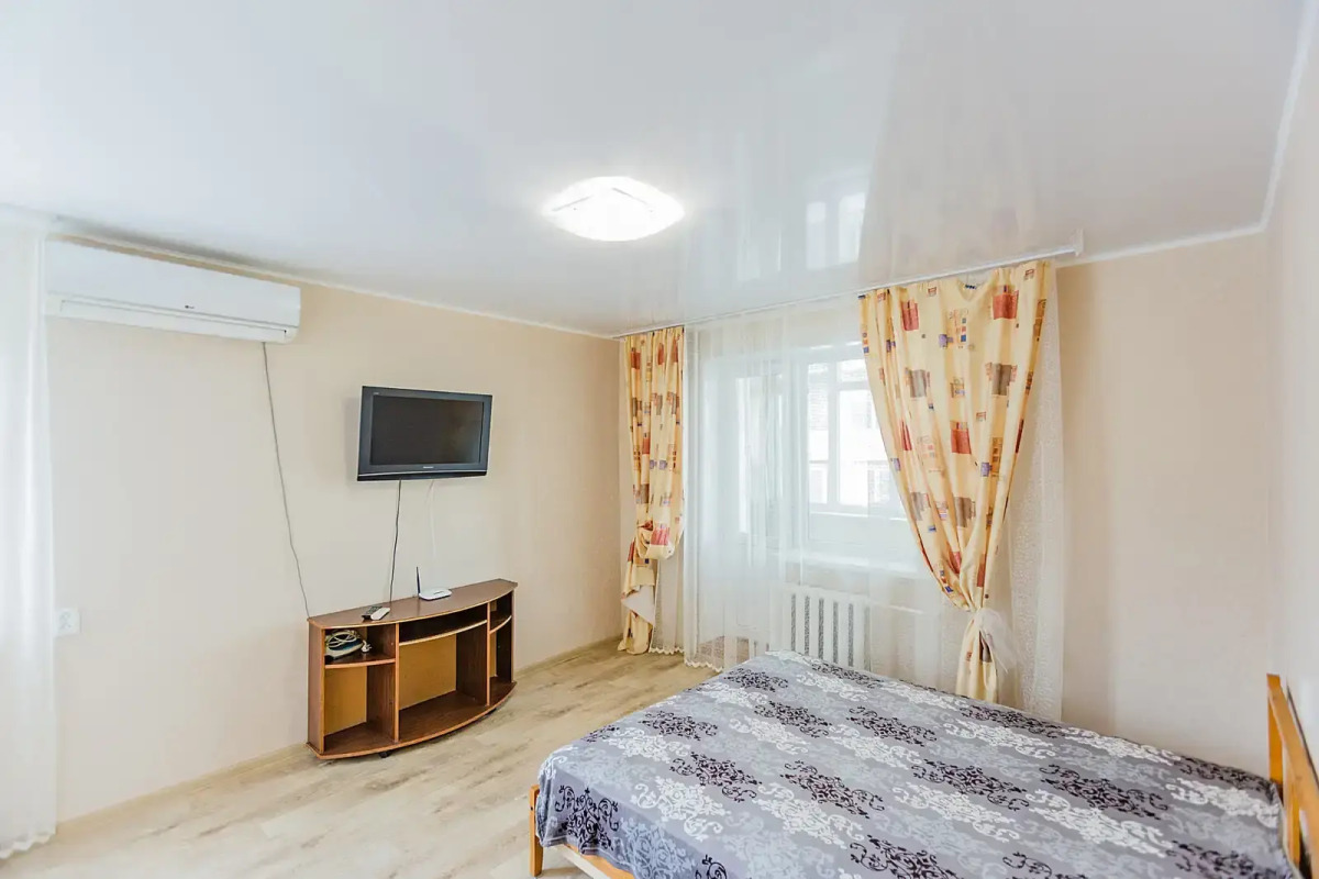 Апартаменты на Кубанской 17