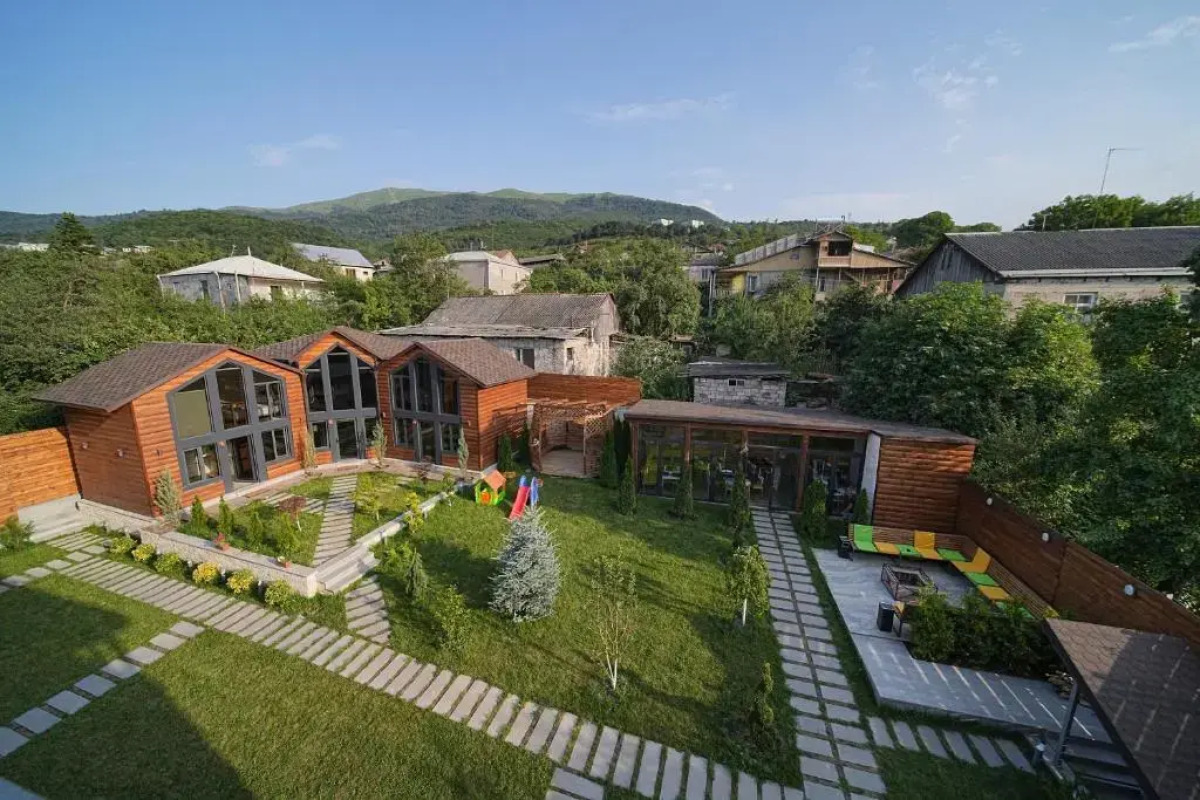 Отель Taniqinn Dilijan Cottages
