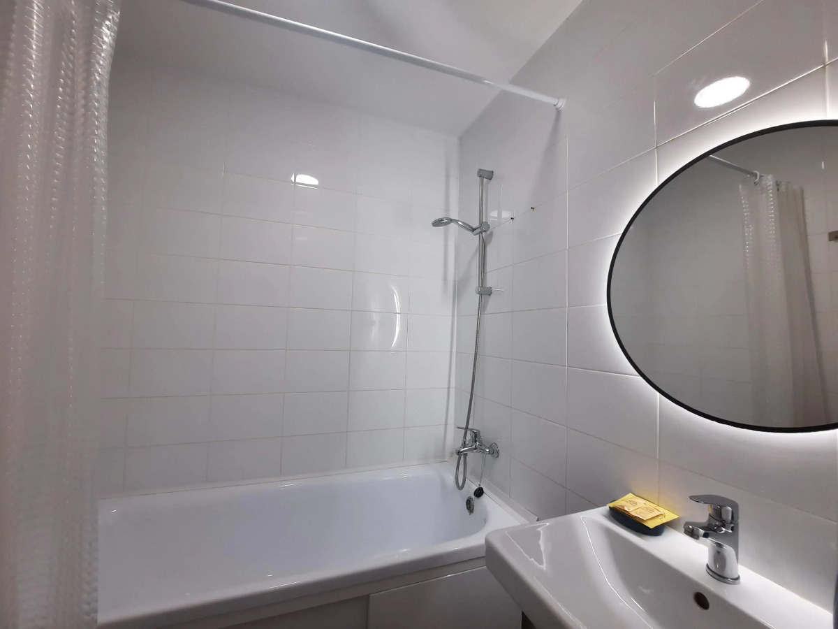 Апартаменты Дизайнерская Двушка в ЖК Амурский парк